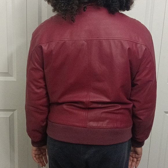 Vintage leather jacket - Picture 2 of 5